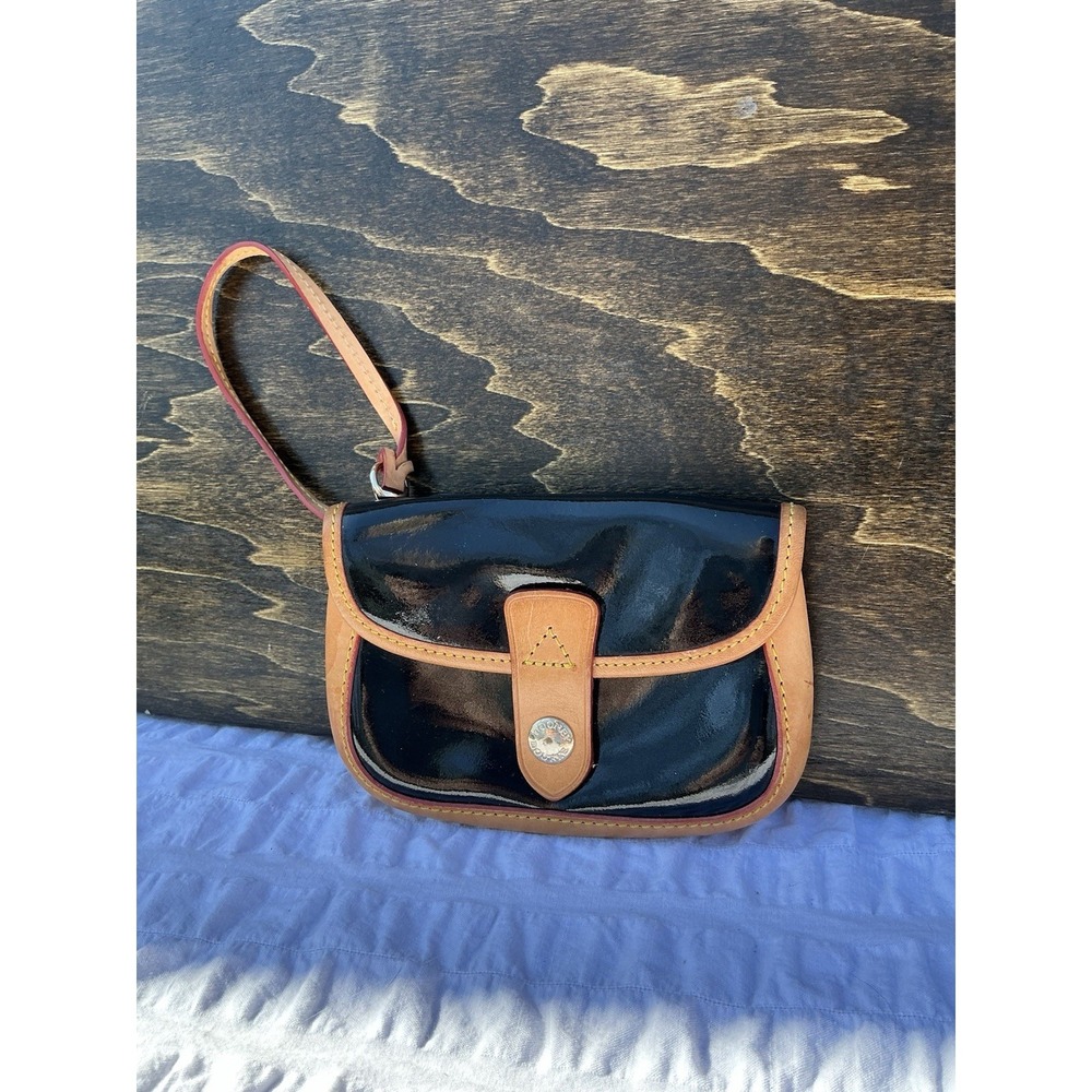 Dooney & Bourke Black Patent Leather Small Wristlet Wallet Card Holder